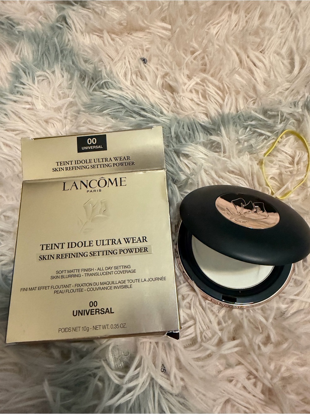 Lancôme Teint Idole Ultra Wear Setting Powder — Black Compact with Gold Box